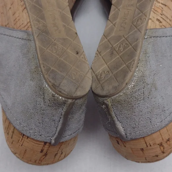 Donald J. Pliner wedge shoe - Picture 5 of 5